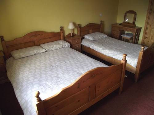 Aras Ghleann Cholm Cille 2* Gleann Cholm Cille